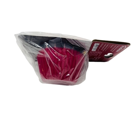 Trudeau Silicone Cupcake and Muffin Baking Cups Pink & Red -BPA Free- 12 Count - Picture 5 of 5